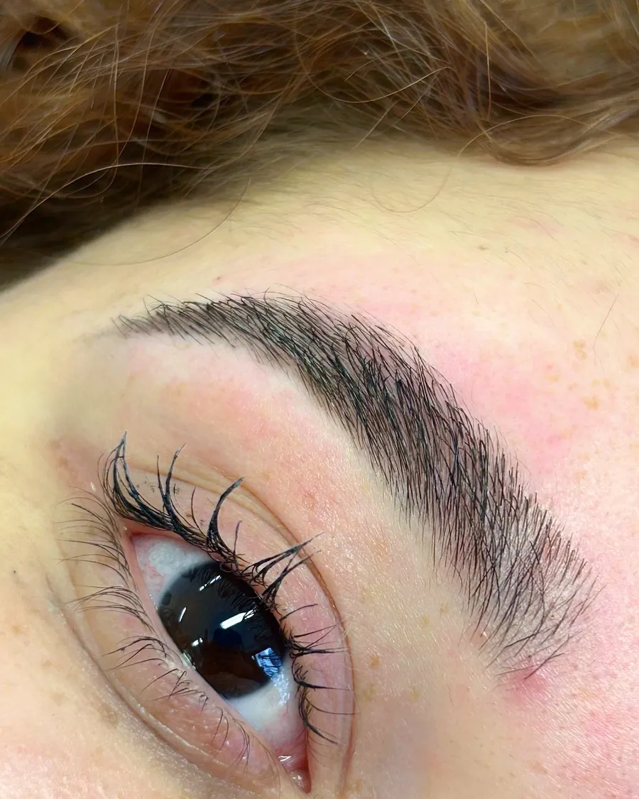 Trabalho real do studio: Design com henna natural